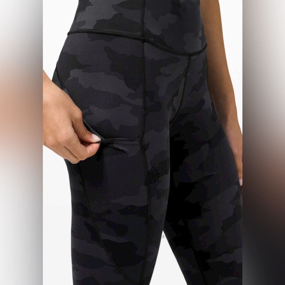Lululemon Fast and Free High-Rise Tight w pockets